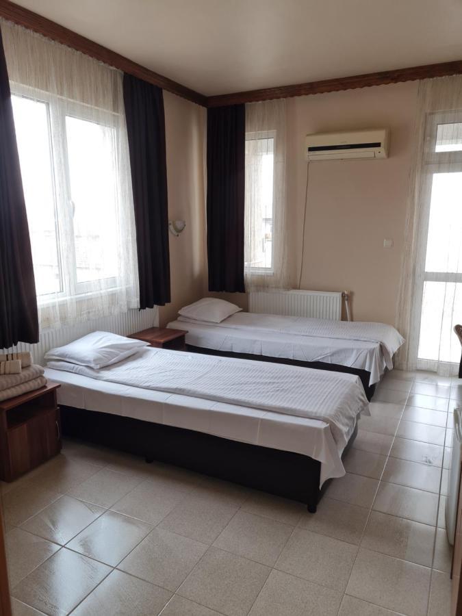 Family Hotel Zhelkovi - Olympia Kharmanli Εξωτερικό φωτογραφία